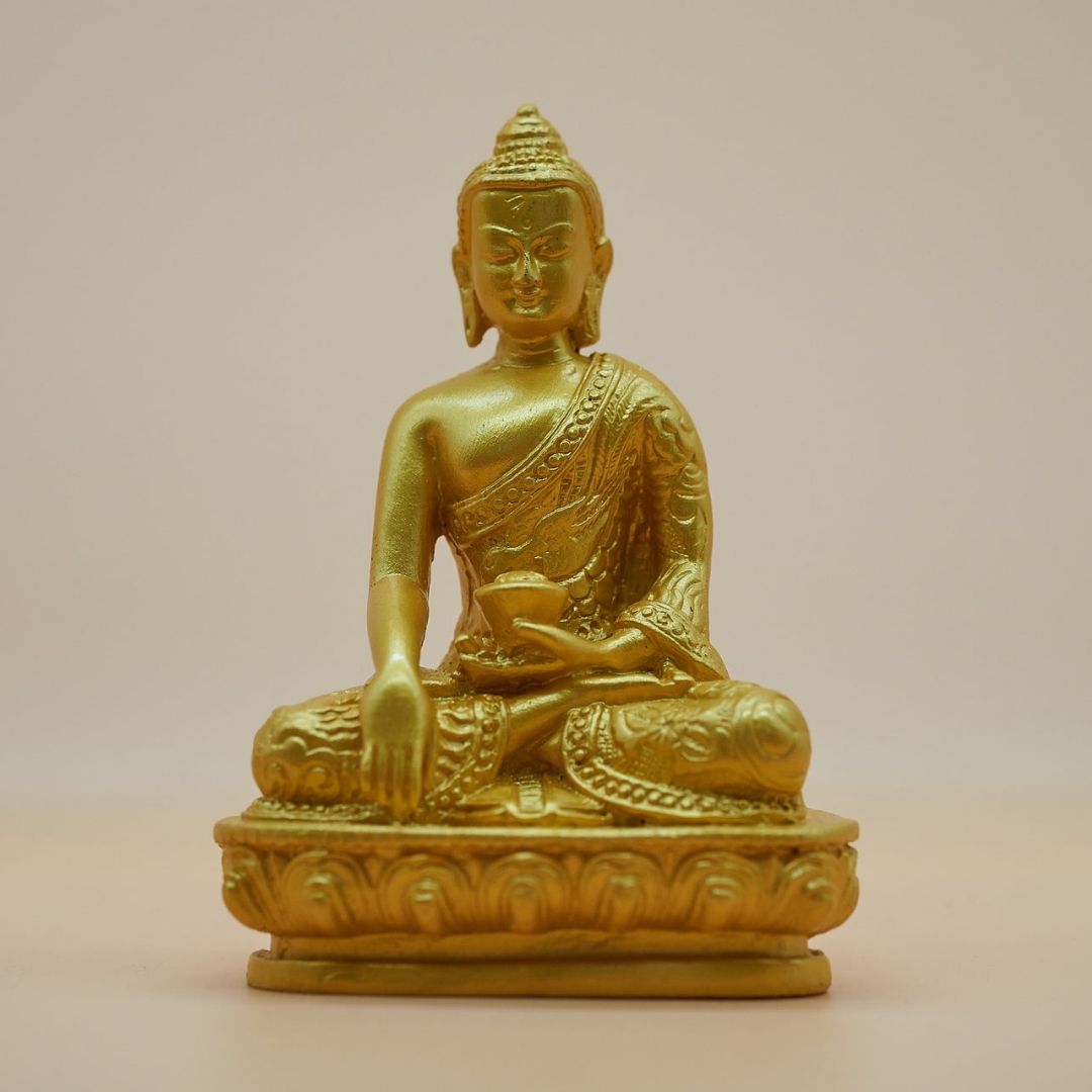 Gold Shakyamuni Statue